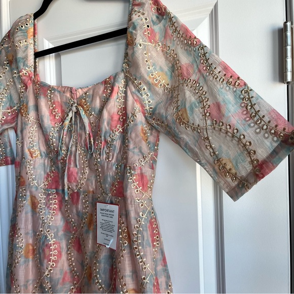 glamorous bloom maternity glam floral 3/4 sleeve midi dress - Picture 4 of 10